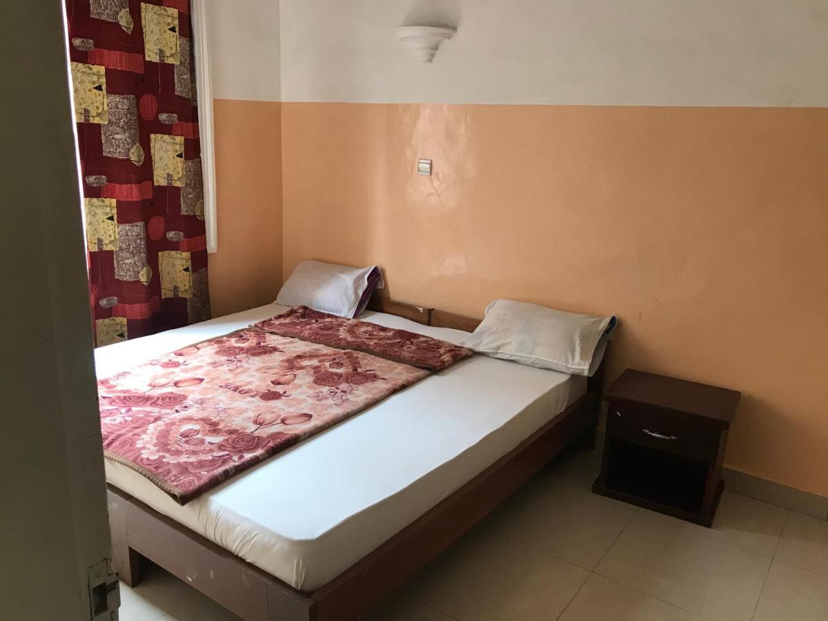 Appartements Chez Léo Brazzaville Exterior foto